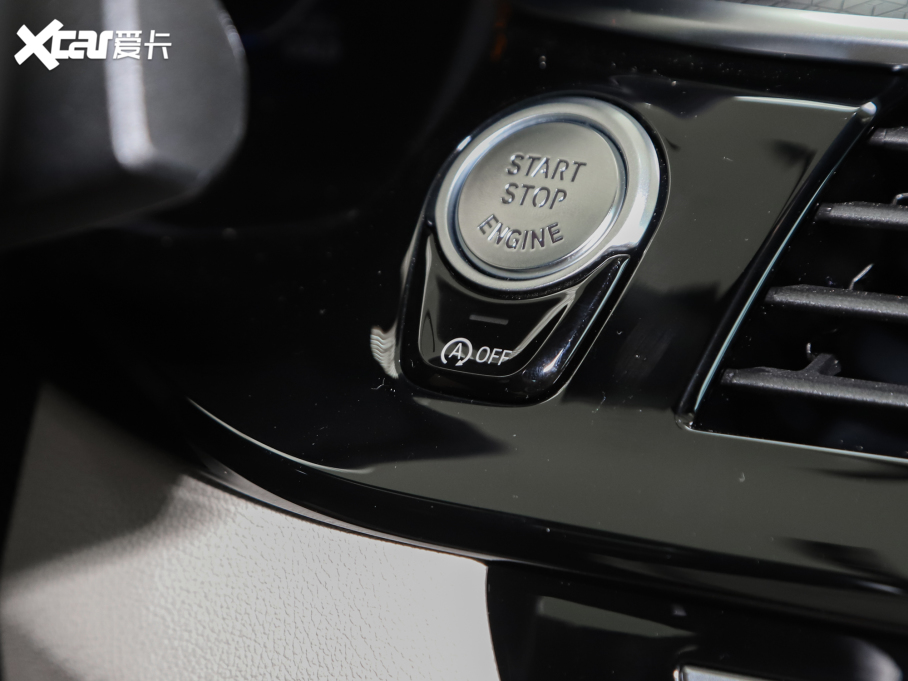 2022R5ϵ(M) Ŀ 530i Lа M\b