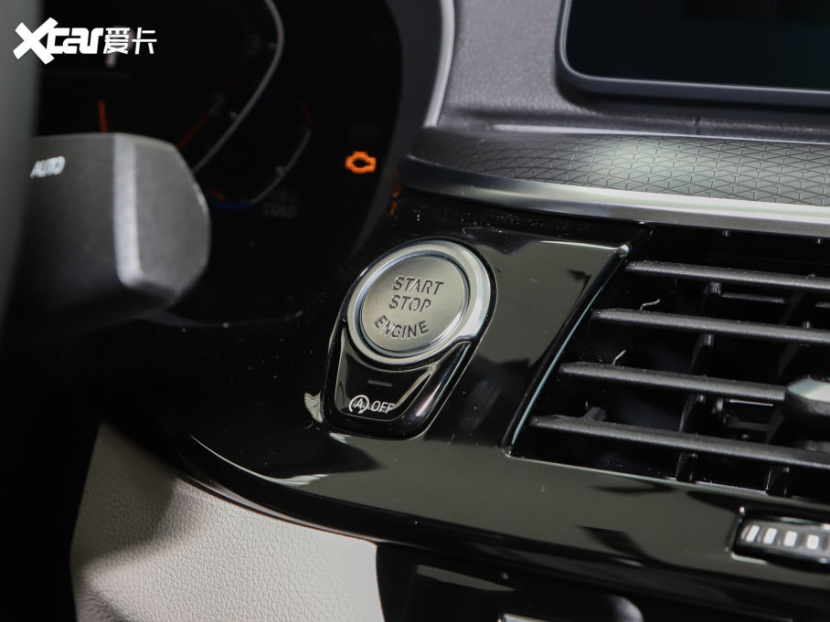 2022R5ϵ(M) Ŀ 530i Lа M\b