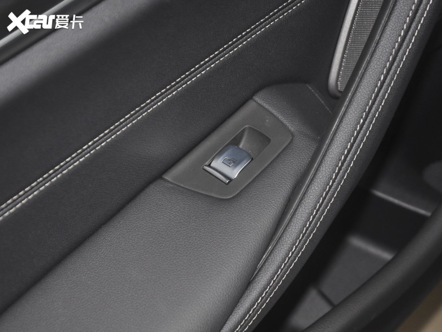 2022R5ϵ(M) Ŀ 525i M\b