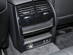 2022530i L(fng)а M\(yn)(dng)b g