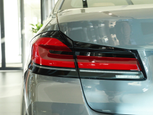 2022Ŀ 530i M\b (ji)^