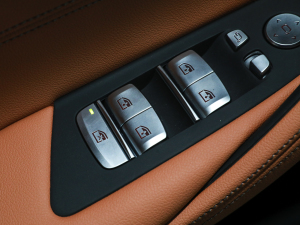 2022Ŀ 530i M\b п؅^