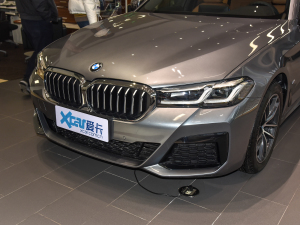 2022Ŀ 525i M\b ^