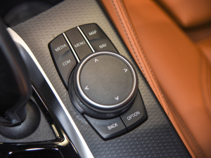 2022Ŀ 525i M\b п؅^