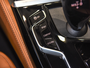 2022Ŀ 525i M\b п؅^