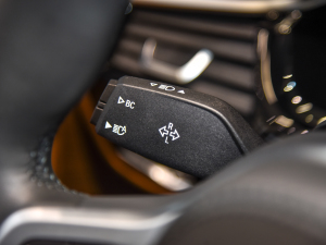 2022Ŀ 525i M\b п؅^