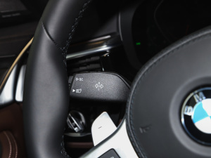 2022Ŀ 540i Lа M\b п؅^