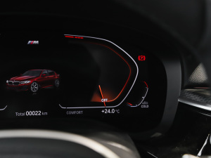 2022Ŀ 540i Lа M\b п؅^