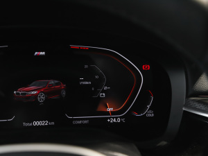 2022Ŀ 540i Lа M\b п؅^