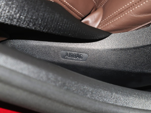 2022Ŀ 540i Lа M\b п؅^