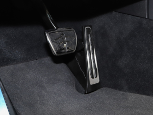 2022Ŀ 530i L(fng)а M\b п؅^(q)