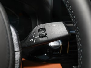 2022Ŀ 530i M\b п؅^