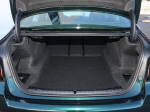 2022Ŀ 540i Lа M\b g