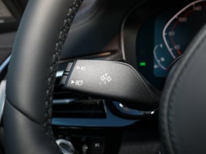 2022Ŀ 540i Lа M\b п؅^