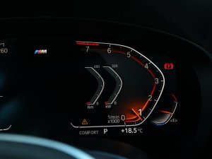 2022Ŀ 540i Lа M\b п؅^