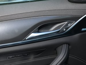 2022Ŀ 540i Lа M\b п؅^