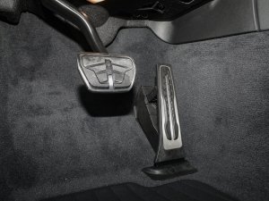 2022Ŀ 540i Lа M\b п؅^