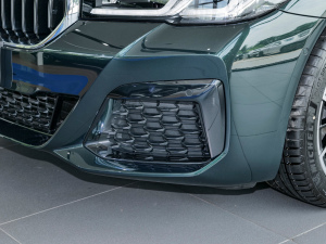 2022Ŀ 530i Lа M\b ^