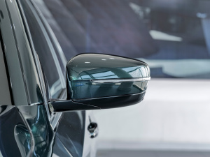 2022Ŀ 530i Lа M\b ^