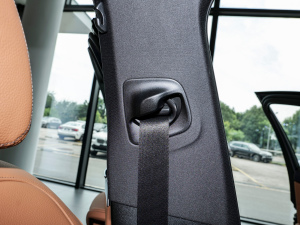 2022Ŀ 530i Lа M\b g