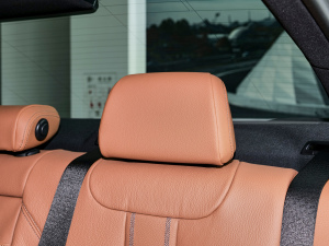 2022Ŀ 530i Lа M\b g