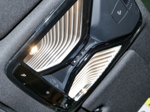 2022Ŀ 530i Lа M\b п؅^(q)