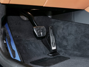 2022Ŀ 530i Lа M\b п؅^