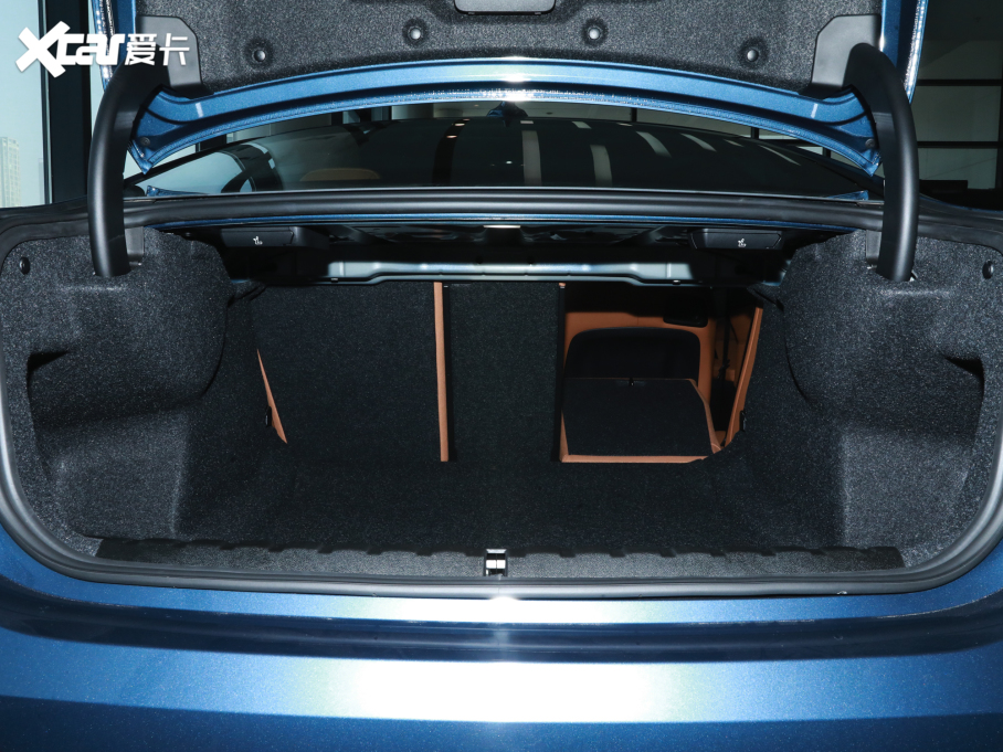 2022R4ϵ 425i M\ҹb