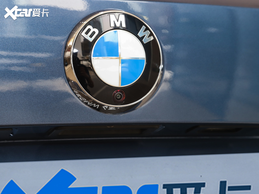 2022R4ϵ 425i M\b