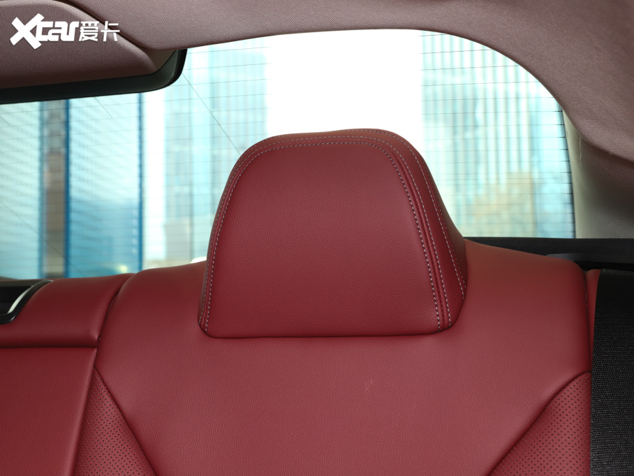 2022R4ϵ 425i M\b