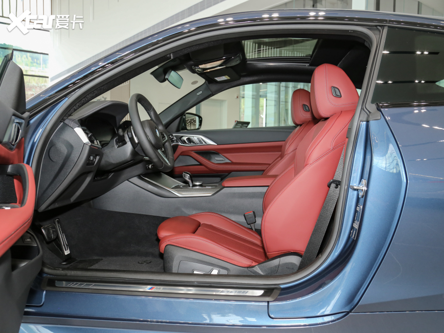 2022R4ϵ Ŀ 425i M\ҹb