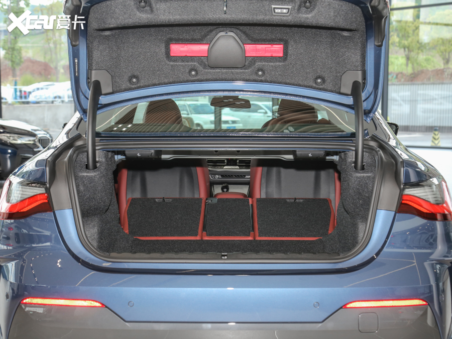 2022R4ϵ Ŀ 425i M\ҹb