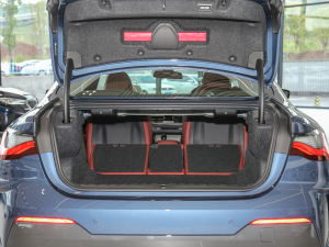 2022Ŀ 425i M\(yn)(dng)ҹb g