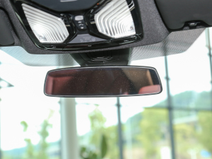 2022Ŀ 425i M\ҹb ܇ȺҕR