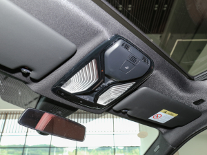 2022Ŀ 425i M\(yn)ҹb п؅^(q)