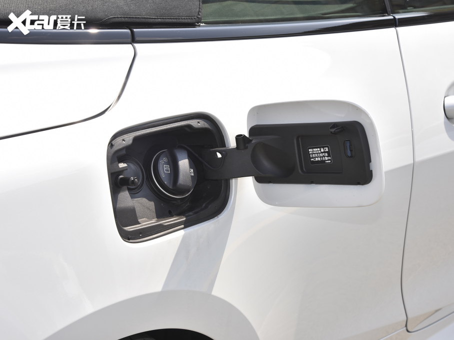 2022R4ϵ 425i M\ҹb