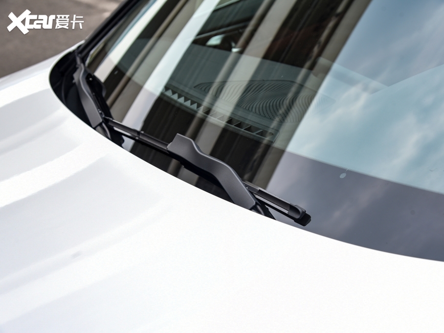 2022R4ϵ 425i M\(yn)(dng)b