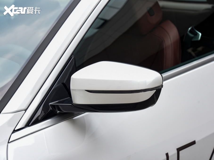 2022R4ϵ 425i M\b