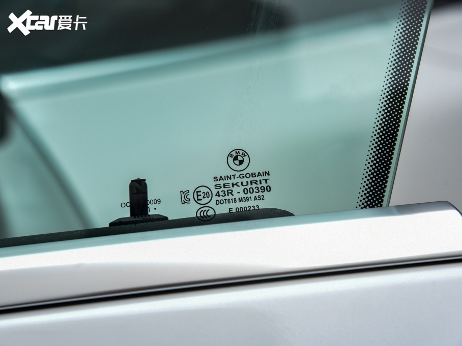 2022R4ϵ 425i M\b