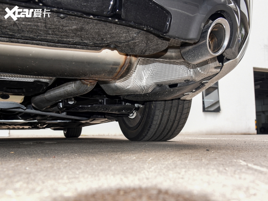 2022R4ϵ 425i M\b