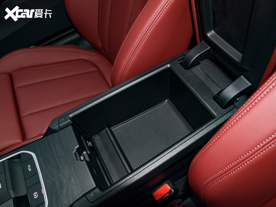 2022R4ϵ 425i M\(yn)(dng)b