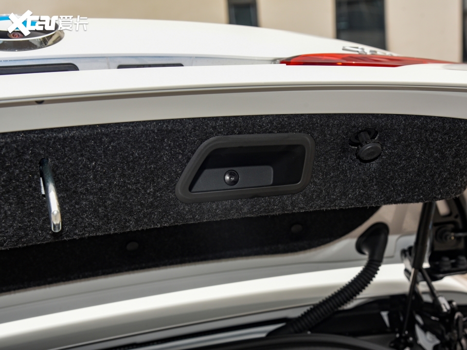 2022R4ϵ 425i M\(yn)(dng)b