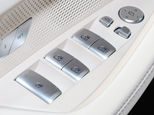 2022Ŀ 425i M\ҹb п؅^