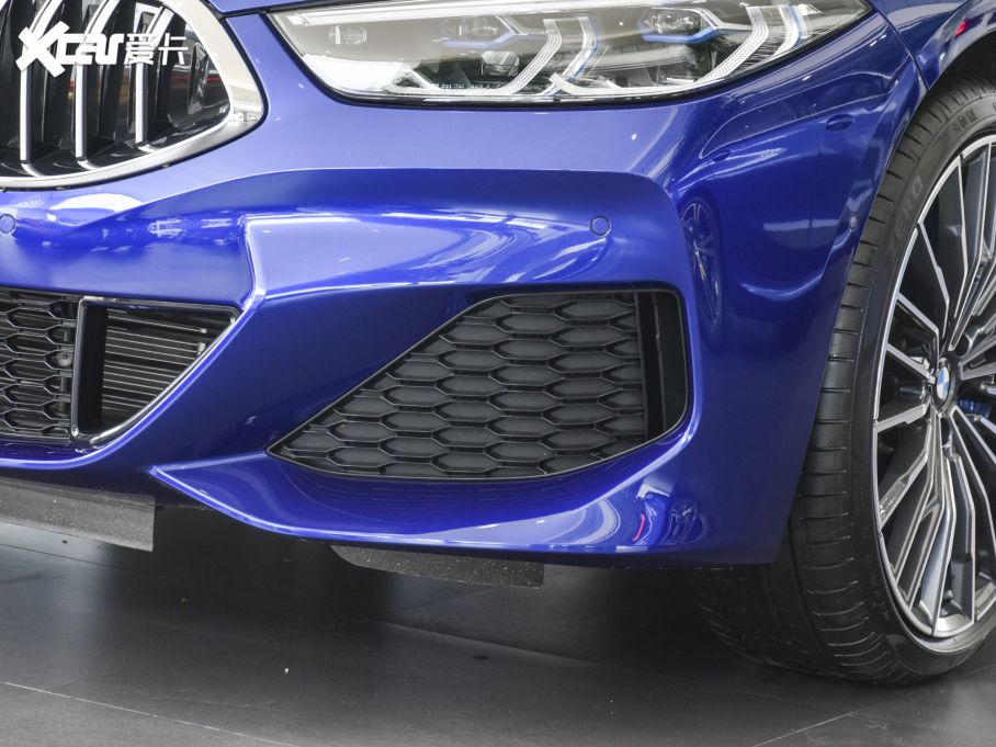 2021R8ϵT Ŀ 840i TI܇ M\b