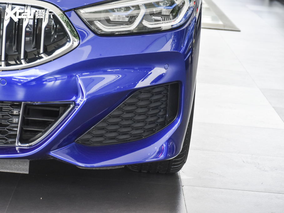 2021R8ϵT Ŀ 840i TI܇ M\b