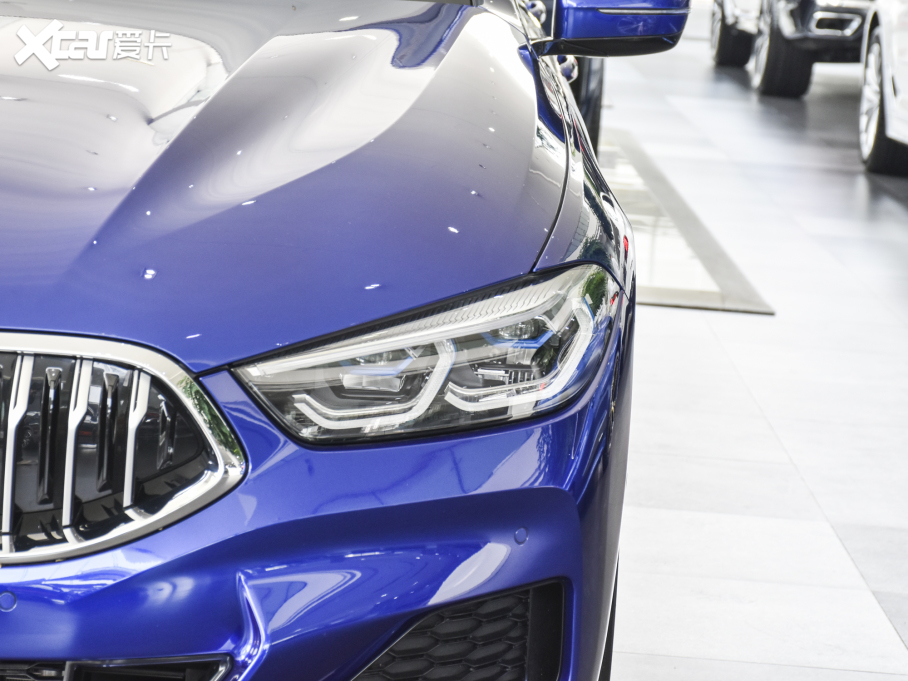 2021R8ϵT Ŀ 840i TI܇ M\b