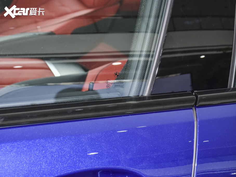 2021R8ϵT Ŀ 840i TI܇ M\b