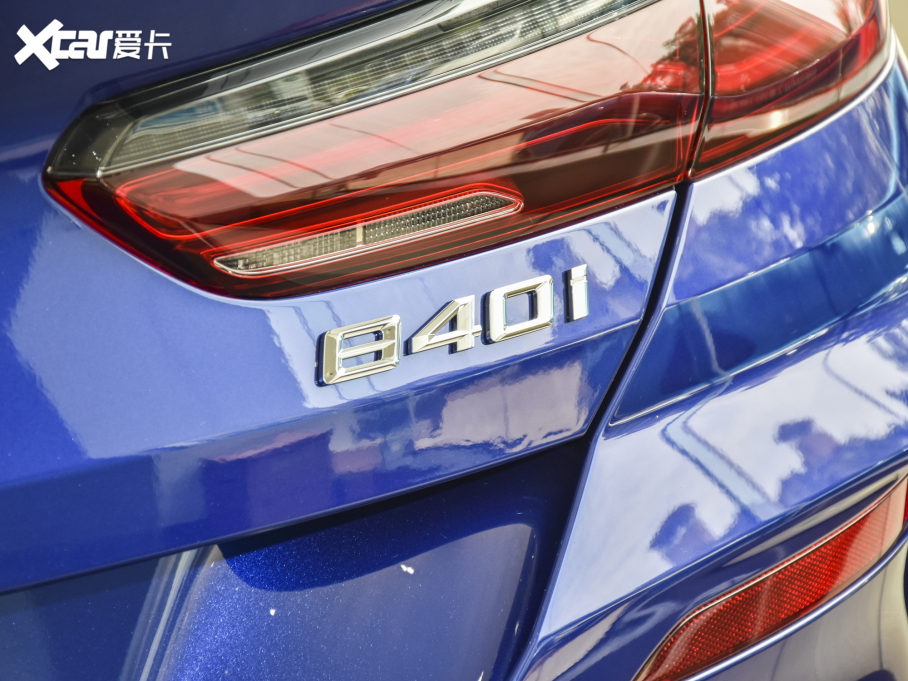 2021R8ϵT Ŀ 840i TI܇ M\b