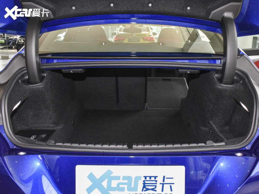 2021R8ϵT Ŀ 840i TI܇ M\b