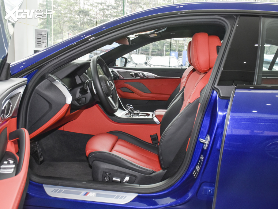 2021R8ϵT Ŀ 840i TI܇ M\b